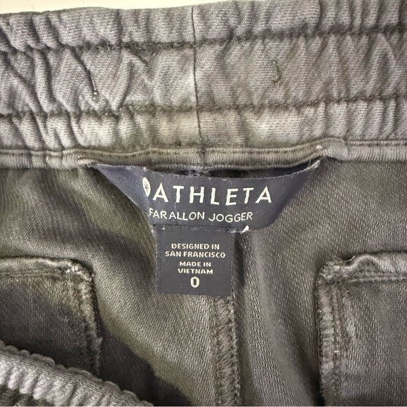 Athleta FARALLON Joggers Pants in Green Size 0 - Picture 6 of 9